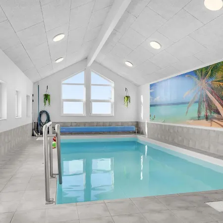 In Hadsund With Indoor Swimming Pool Nyaraló Øster Hurup